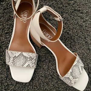 NWOB Franco Sarto SZ 7 Hook and Loop Ankle Sandal